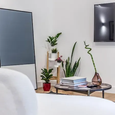Alba Apartment *